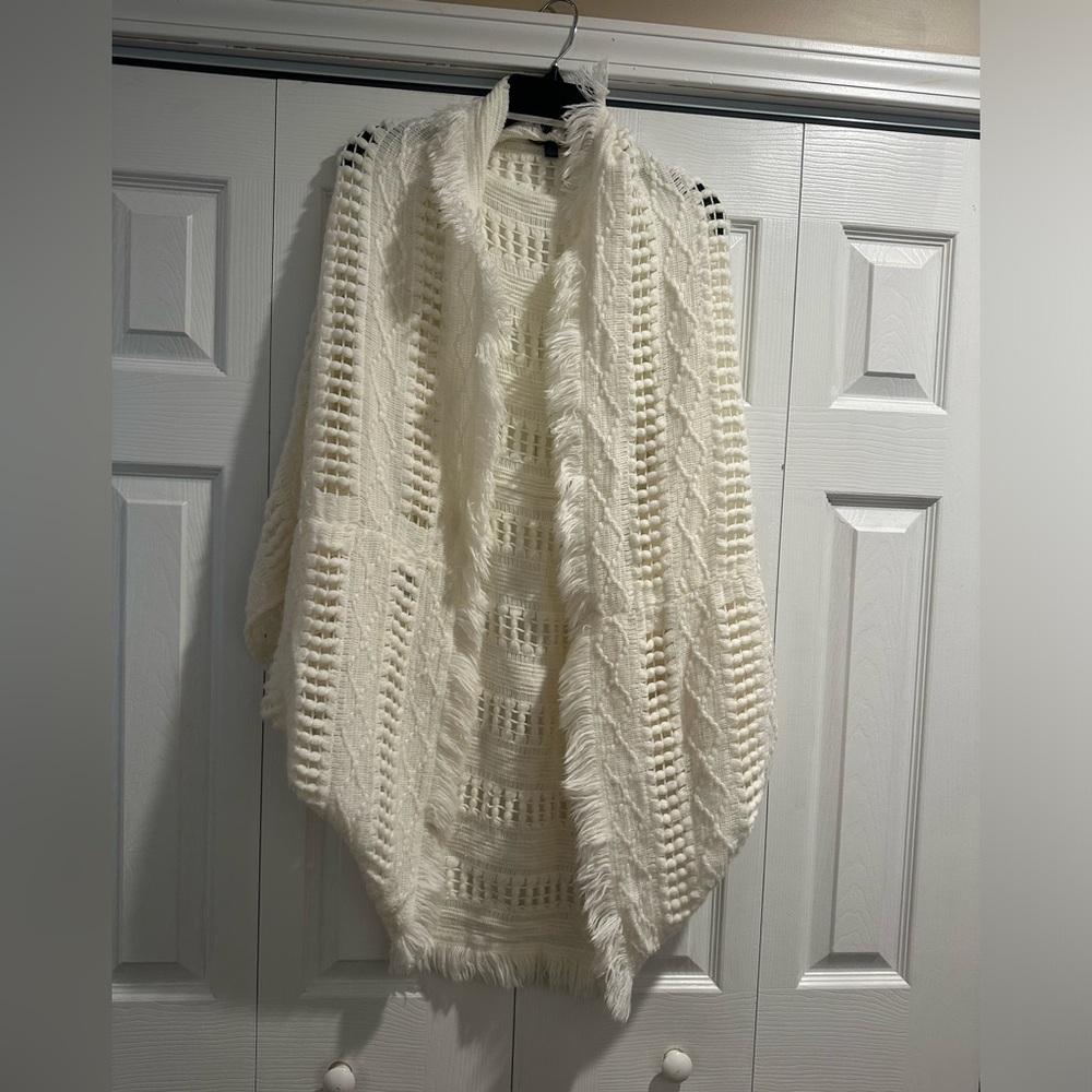 American Eagle Cream Shaw